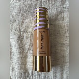 Tarte Face Tape Foundation NWB